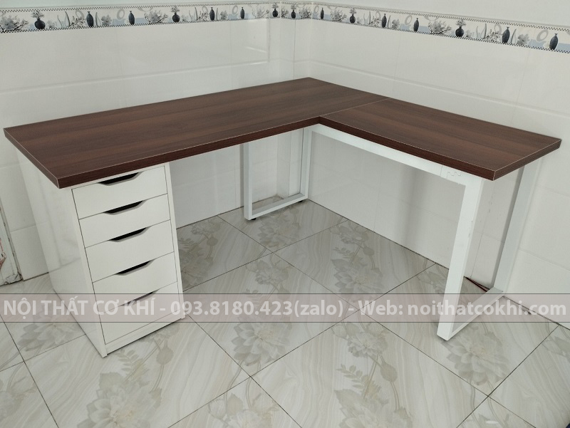 bàn IKEA chữ L